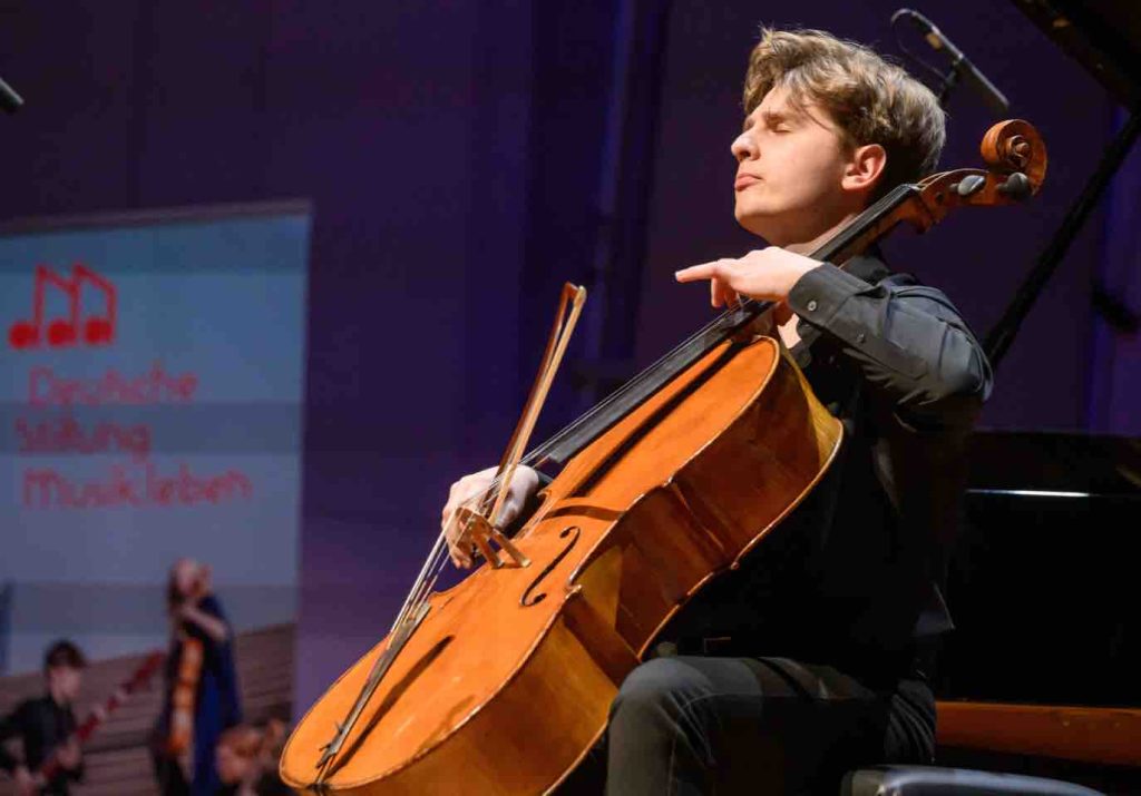Antoni Wrona, violoncelle — Fondation Gautier Capuçon